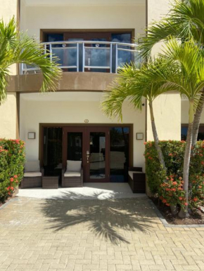 Eagle Beach Cozy Condo